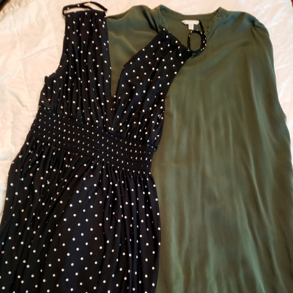 2 Dresses Lot. Pinup Polka Dot and Tshirt Shift Dress. Large